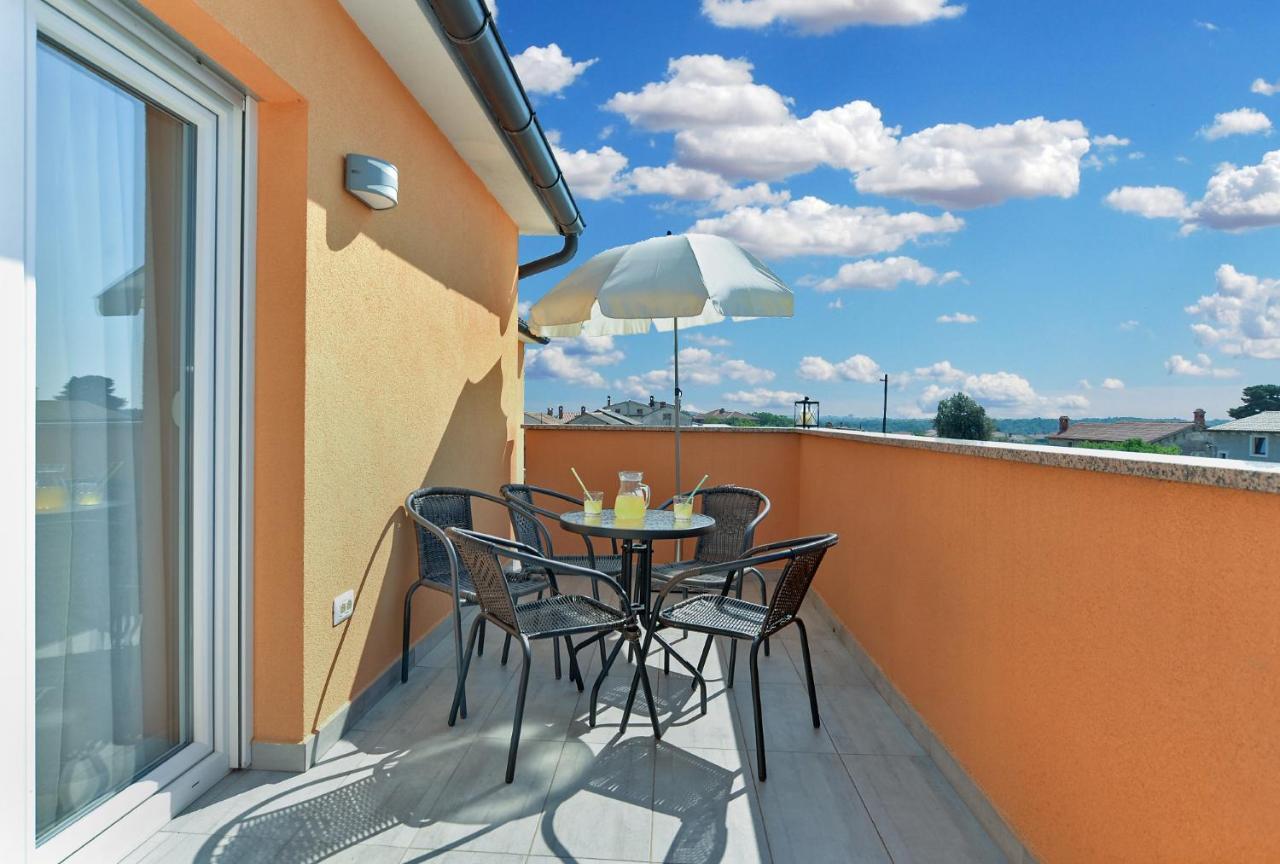 Apartment Patricia 1756 Póla Kültér fotó