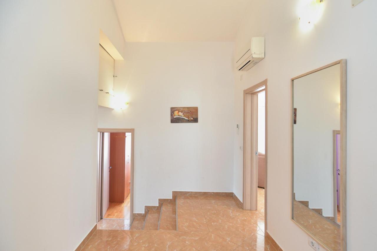 Apartment Patricia 1756 Póla Kültér fotó
